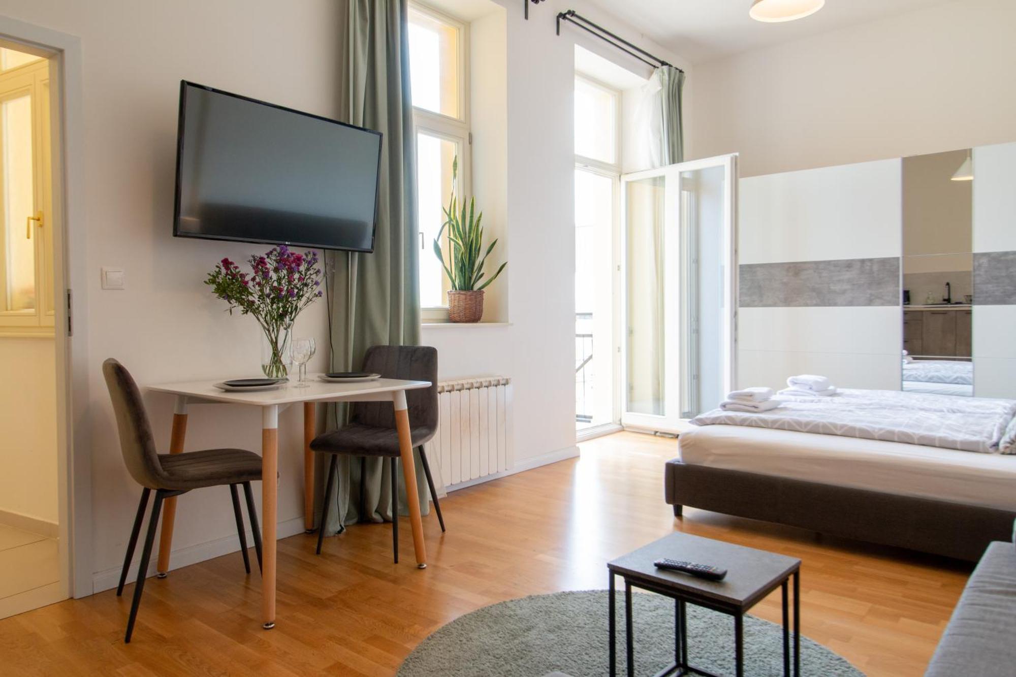 Stay Inn Apartments Stepanska Πράγα Εξωτερικό φωτογραφία
