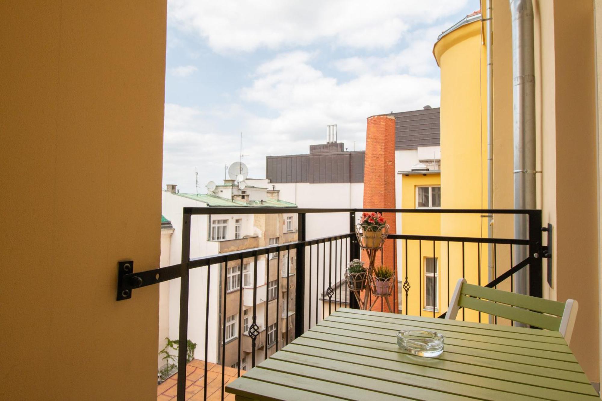 Stay Inn Apartments Stepanska Πράγα Εξωτερικό φωτογραφία
