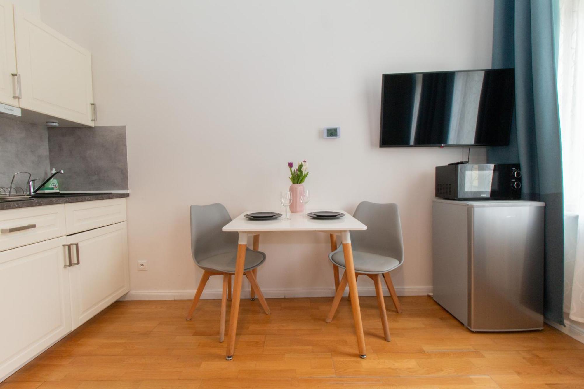 Stay Inn Apartments Stepanska Πράγα Εξωτερικό φωτογραφία