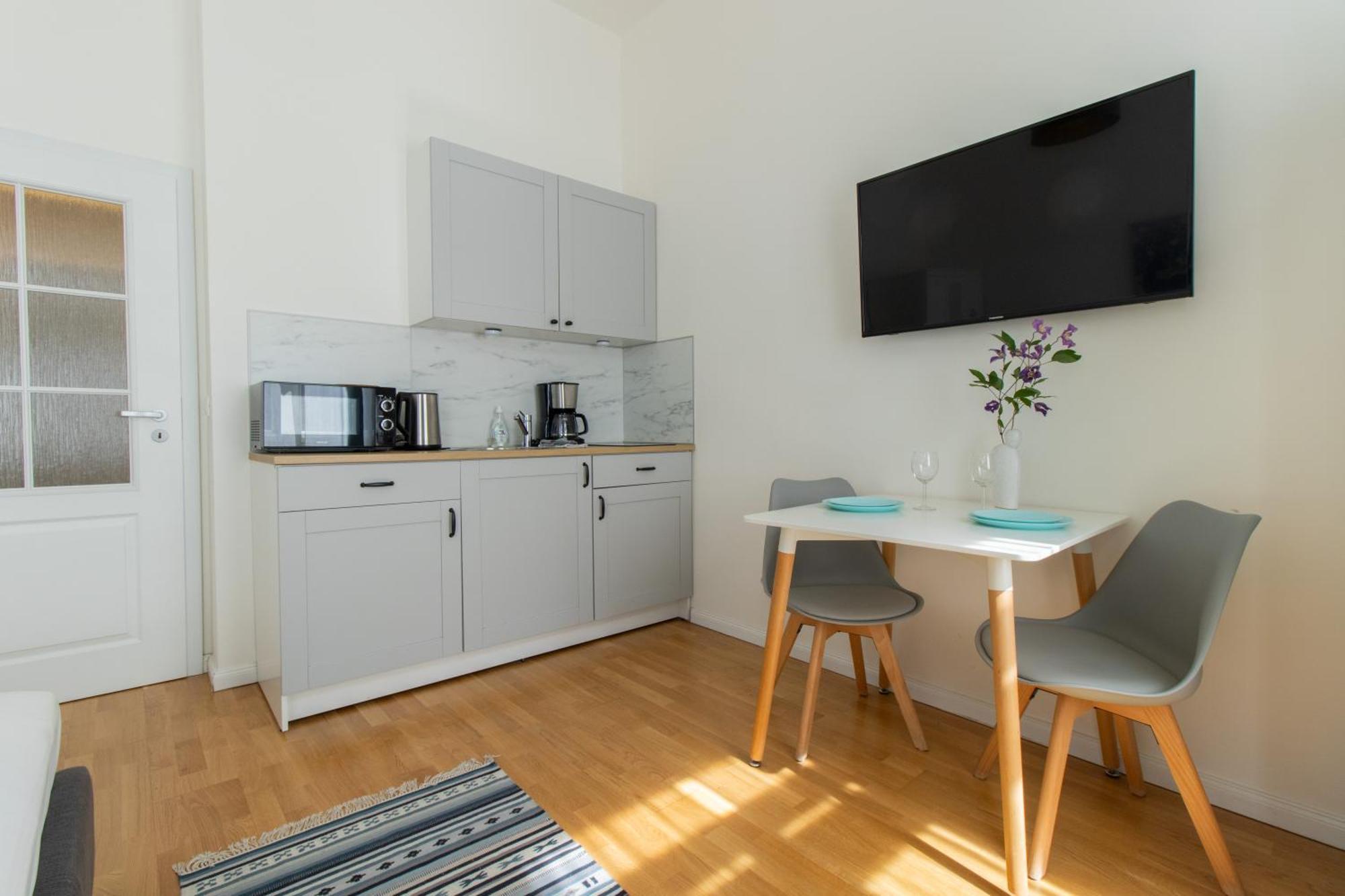 Stay Inn Apartments Stepanska Πράγα Εξωτερικό φωτογραφία